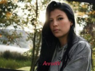 AnnieW