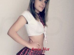Annie_Hot