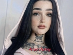 Arianahoney