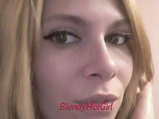 BlondyHotGirl