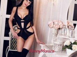 Bonny_Monica