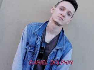 DANIEL_DOLPHIN
