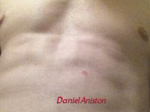 Daniel_Aniston