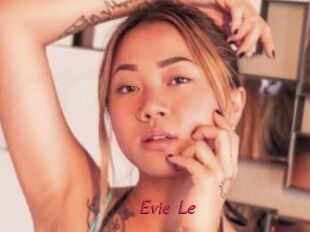 Evie_Le