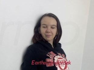 Earthadensfordek