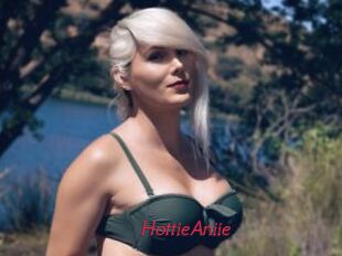 HottieAniie