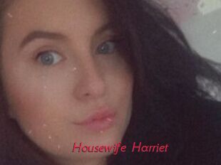 Housewife_Harriet