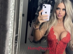 Hotmilfhayley