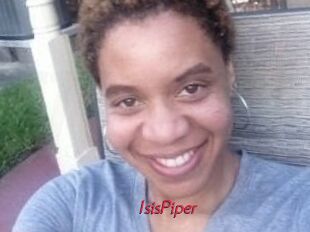 Isis_Piper