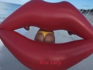 Kiss_Ledy
