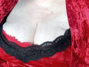 layla7 Red Movie Post