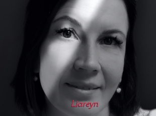 liareyn Red Movie Post