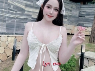 Lyn_eva