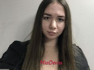 MiaDeviss