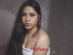 MiaPeterss