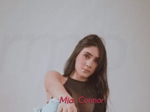 Mia_Connor