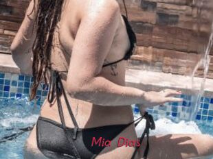 Mia_Dias