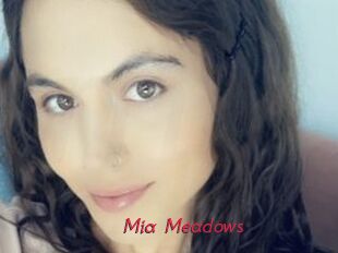 Mia_Meadows