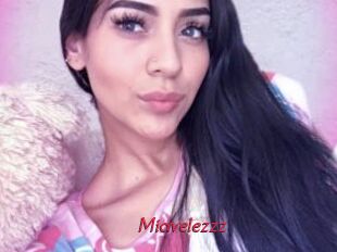 Miavelezzz