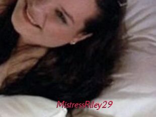 MistressRiley29