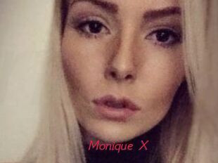 Monique_X