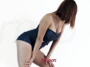 Mooon