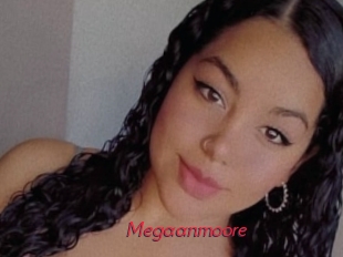 Megaanmoore