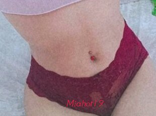 Miahot19