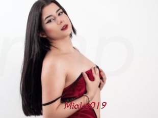 Mialee019