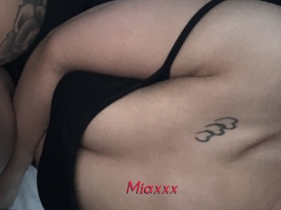 Miaxxx