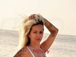 Milfhorny
