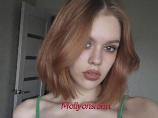 Mollyonstorm