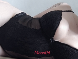Moon06