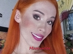 Moonxwhite