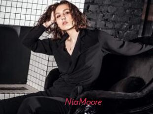 NiaMoore