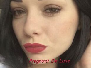 Pregnant_De_Luxe