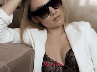 Ria_Ria