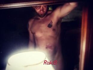 RiskiB