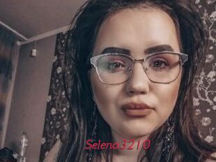 Selena3210