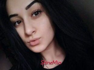 ShineMia