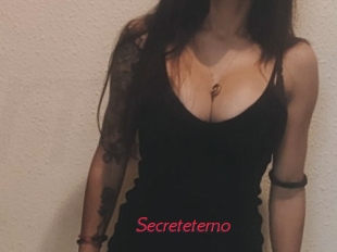 secreteterno Red Movie Post