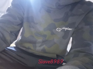 Slave8989
