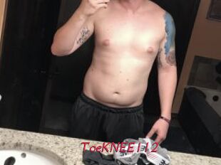 ToeKNEE112