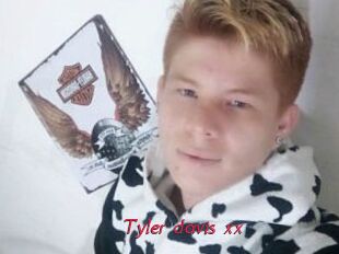 Tyler_davis_xx