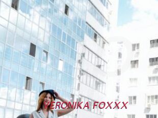 VERONIKA_FOXXX