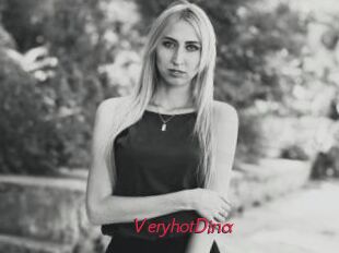 VeryhotDina